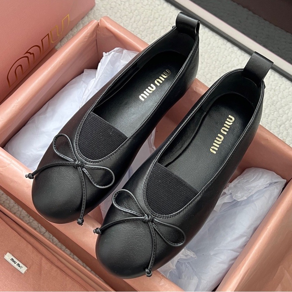 Women's Miu Miu Black Leather Bow-Front Ballet Flats
